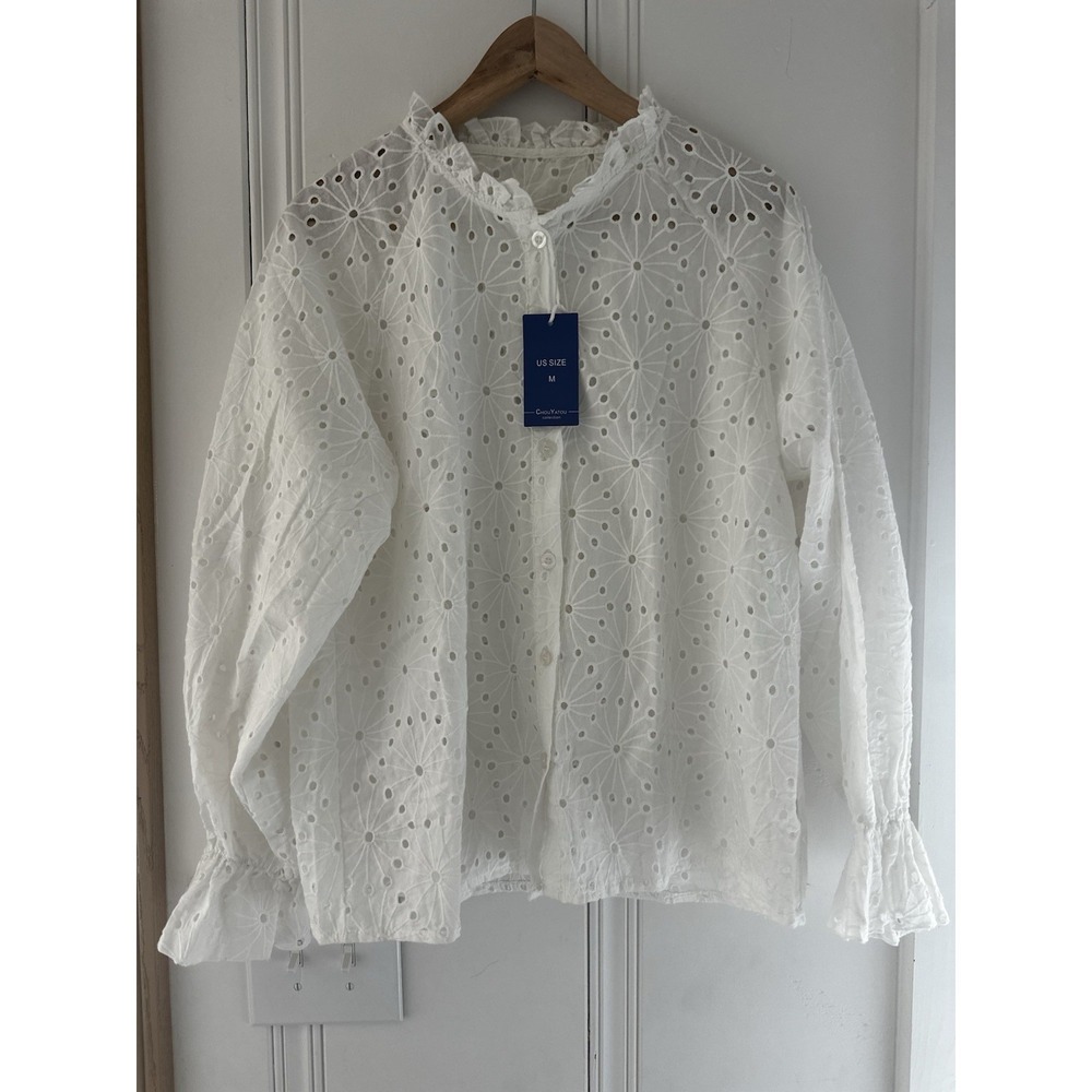 White Eyelet Lace Blouse M Cottagecore Boho Ruffle Neck Button Front Top